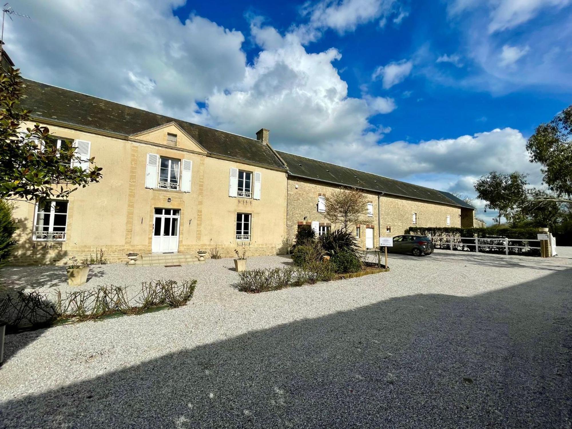 فيرفيل سور مير Les Chambres D'Omaha Beach Etablissement Avec Deux Chambres D'Hotes, Petit-Dejeuner Compris Fait-Maison Et Produits Locaux المظهر الخارجي الصورة